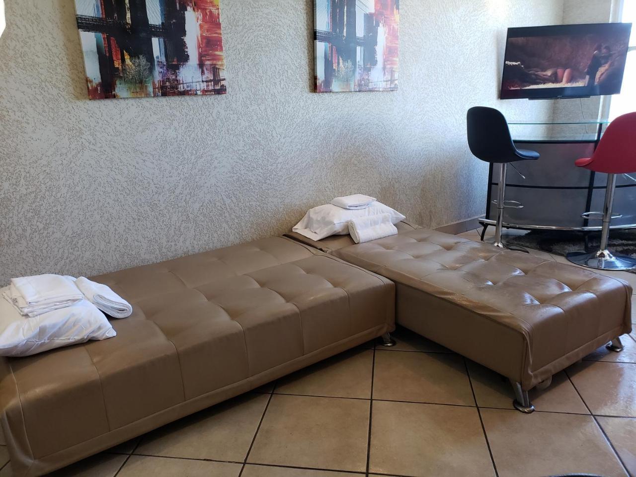 Apt In San Juan, 4 Guests Max, 1 Br-1 Bth, Full Kitchen, Free Internet-Parking Buitenkant foto