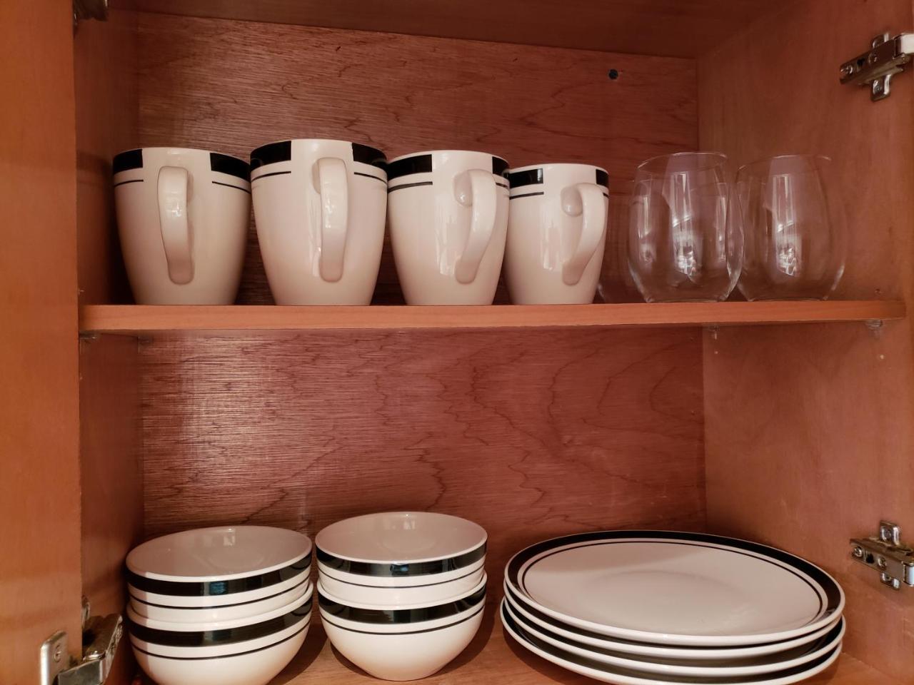 Apt In San Juan, 4 Guests Max, 1 Br-1 Bth, Full Kitchen, Free Internet-Parking Buitenkant foto