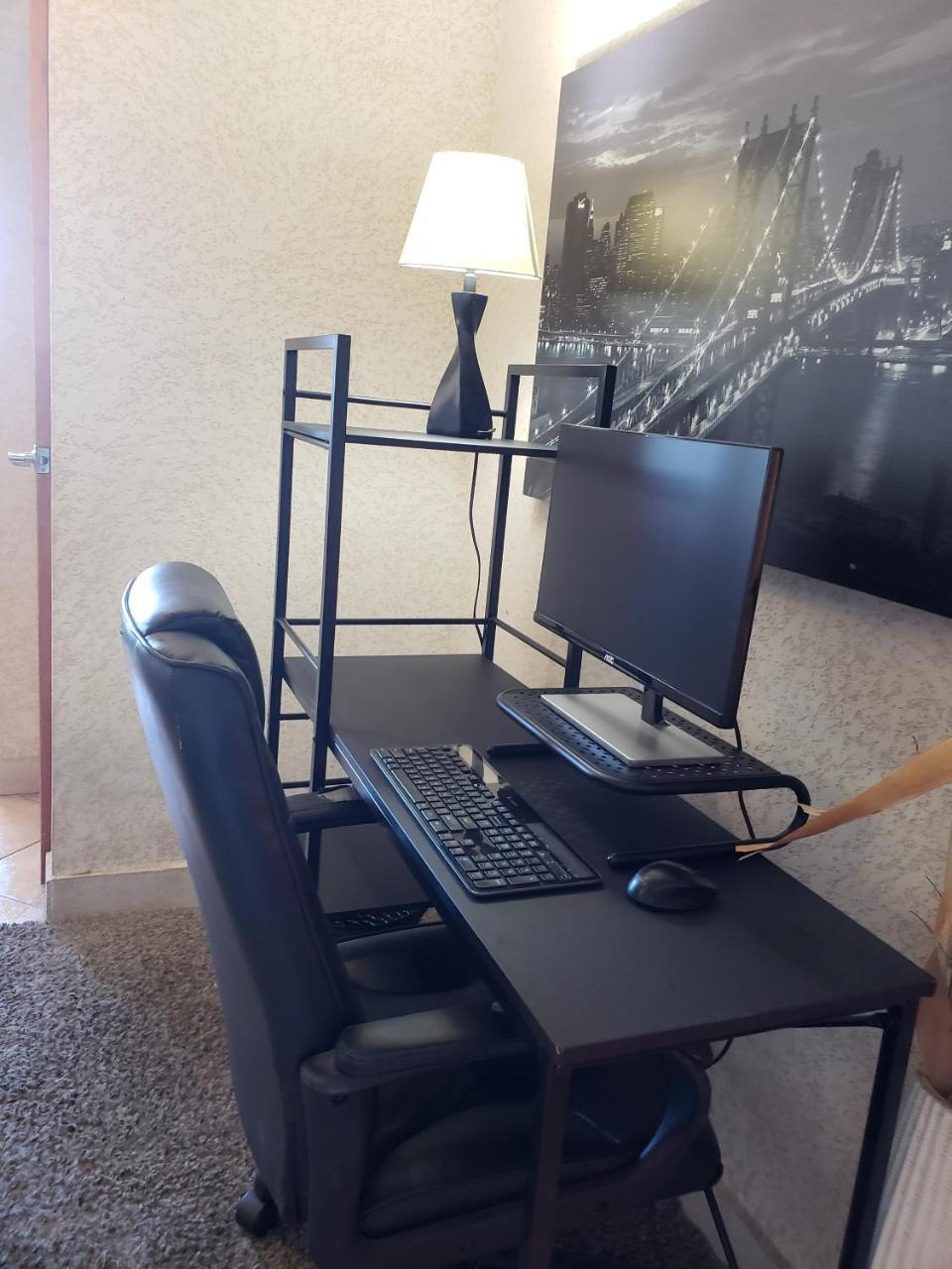 Apt In San Juan, 4 Guests Max, 1 Br-1 Bth, Full Kitchen, Free Internet-Parking Buitenkant foto